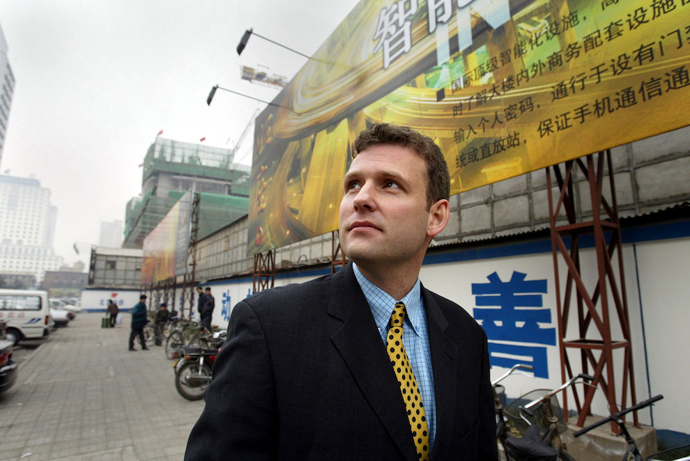 KINA-FARER: Gjennom 2000-årene bygget Chris Rynning opp anseelse som en av de mest erfarne norske Kina-investorene. Her fotografert i Beijing i 2002.